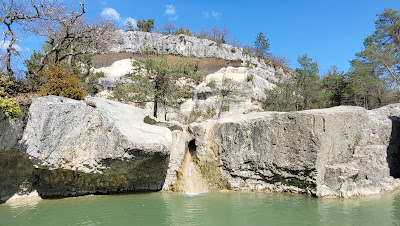 Saut du Moine à Simiane-la-Rotonde