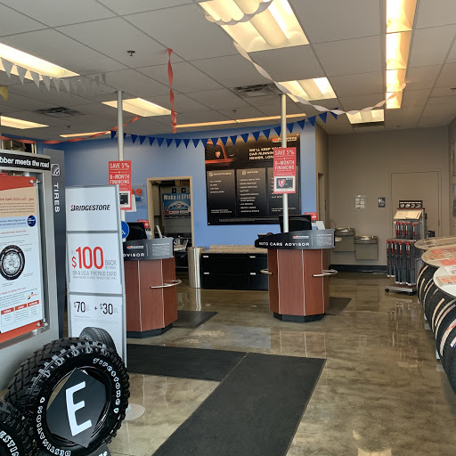 Tire Shop «Firestone Complete Auto Care», reviews and photos, 500 S Schmale Rd, Carol Stream, IL 60188, USA