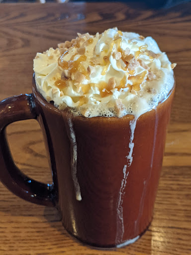 American Restaurant «Cracker Barrel Old Country Store», reviews and photos, 23030 Indian Creek Dr, Sterling, VA 20166, USA