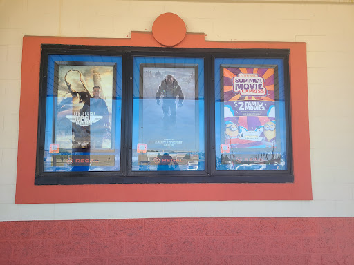 Movie Theater «Regal Cinemas Village Park 17», reviews and photos, 2222 E 146th St, Carmel, IN 46033, USA