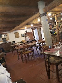 Atmosphère du Restaurant français Auberge du Moulin à Sainte-Sigolène - n°2