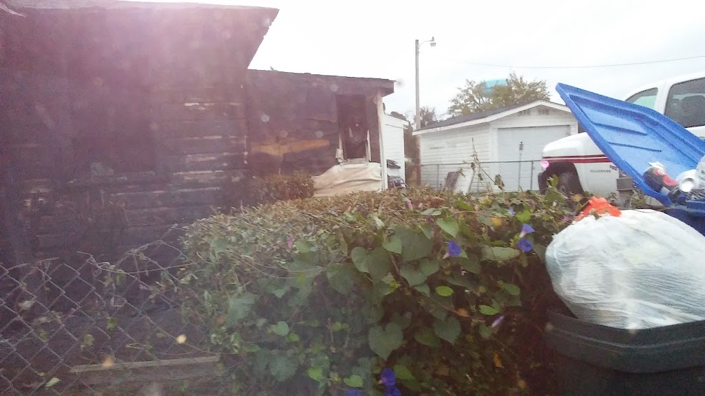 Peaches Beauty Salon 27932