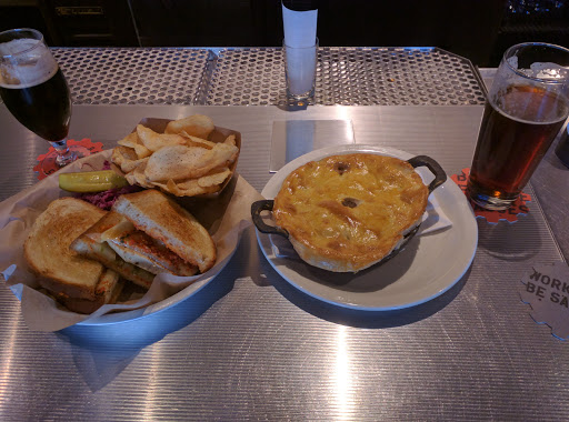 Bar «Lowell Beer Works», reviews and photos, 203 Cabot St, Lowell, MA 01854, USA