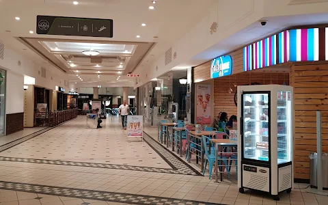 Riverside Mall image