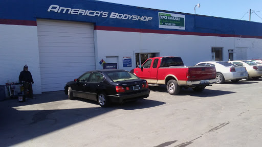 Auto Body Shop «Maaco Collision Repair & Auto Painting», reviews and photos, 5898 Thurston Ave, Virginia Beach, VA 23455, USA