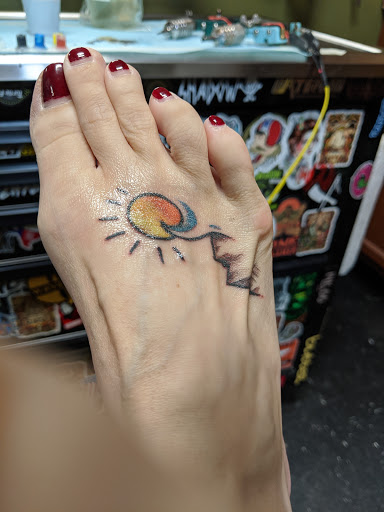 Tattoo Shop «Pioneer Tattoo Company», reviews and photos, 426 Railroad St W, Elizabethton, TN 37643, USA