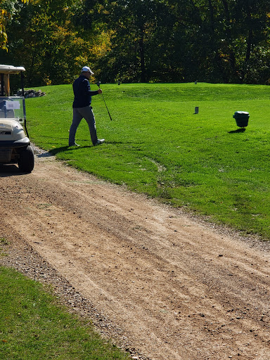 Golf Course «Bluff Creek Golf Course», reviews and photos, 1025 Creekwood Dr, Chaska, MN 55318, USA