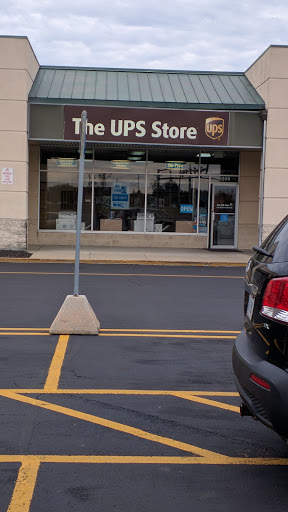 The UPS Store, 1209 Hill Rd N, Pickerington, OH 43147, USA, 