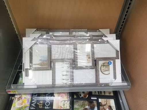 Department Store «Walmart Supercenter», reviews and photos, 30729 Lyon Center Dr, New Hudson, MI 48165, USA