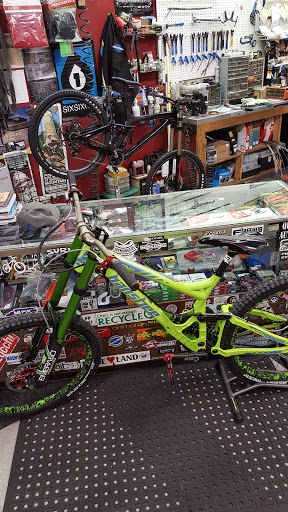 Bicycle Repair Shop «Recycles Bike Shop», reviews and photos, 908 Spring Garden St, Greensboro, NC 27403, USA