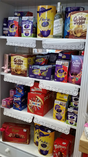 Gift Basket Store «Goldenberry Gifts & Gourmet», reviews and photos, 149 Cherry St, New Canaan, CT 06840, USA