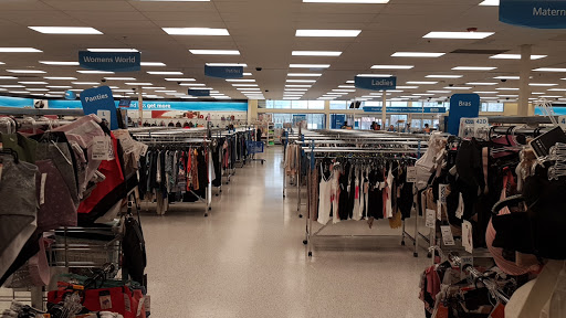Clothing Store «Ross Dress for Less», reviews and photos, 909 N Landing Way, Renton, WA 98057, USA