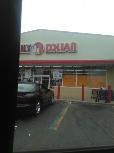 FAMILY DOLLAR, 757 Auburn Ave, Pontiac, MI 48342, USA, 