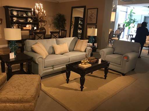 Furniture Store «Roberts Furniture & Mattress», reviews and photos, 3032 Richmond Rd, Williamsburg, VA 23185, USA