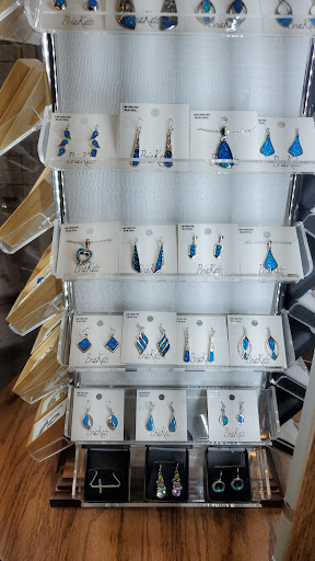 Jewelry Store «Gray Jewelers», reviews and photos, 172 Johns Pass Boardwalk W, Madeira Beach, FL 33708, USA