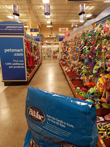 Pet Supply Store «PetSmart», reviews and photos, 1040 Cross Creek Dr, Saltillo, MS 38866, USA