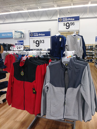 Discount Store «Walmart», reviews and photos, 10600 Town Center Blvd, Dunkirk, MD 20754, USA