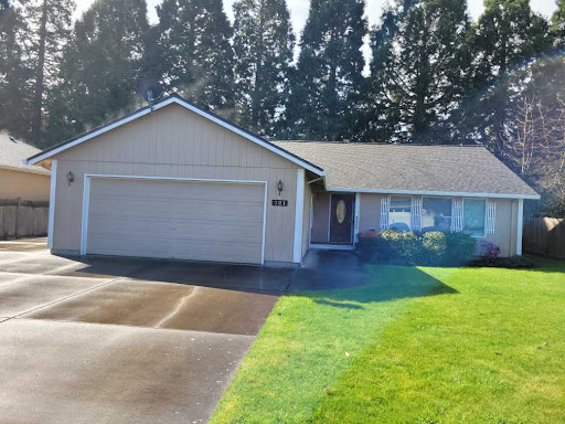 Roofing Contractor «Western Pacific Roofing - Salem Roofing», reviews and photos, 451 Melow Rd NE, Salem, OR 97317, USA