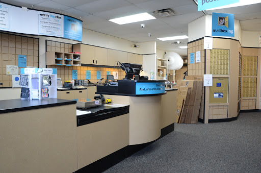 Shipping and Mailing Service «The UPS Store», reviews and photos, 919 Conference Dr #4, Goodlettsville, TN 37072, USA