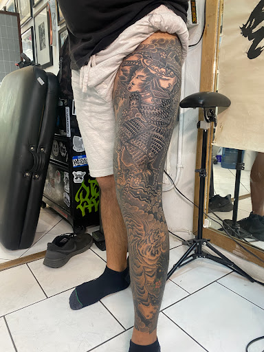 Explore branch tattoo ideas, creative tattoo ideas in Honolulu, available at 434 TATTOO WAIKIKI