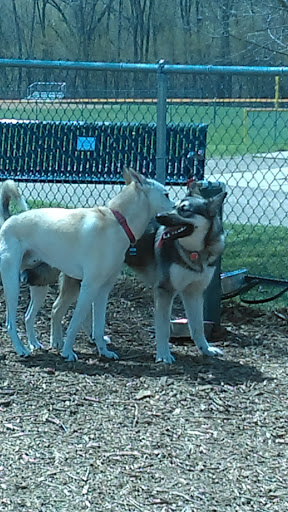 Dog Park «Bassett Creek Dog Park», reviews and photos, 32nd Ave N, Crystal, MN 55422, USA