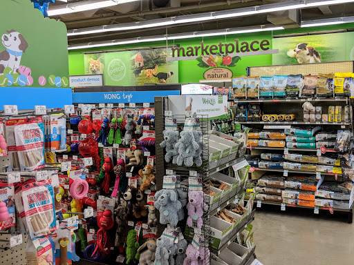 Pet Supply Store «Petco Animal Supplies», reviews and photos, 8161 Beverly Blvd, Los Angeles, CA 90048, USA