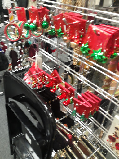 Clothing Store «Citi Trends», reviews and photos, 27525 Michigan Ave, Inkster, MI 48141, USA