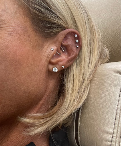 Tattoo Shop «Absolute Tattoo and Piercing», reviews and photos, 8055 Clairemont Mesa Blvd, San Diego, CA 92111, USA