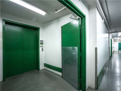 Extra Space Storage image