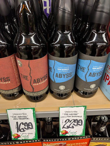 Grocery Store «Red Apple Markets», reviews and photos, 310 W Manson Hwy, Chelan, WA 98816, USA