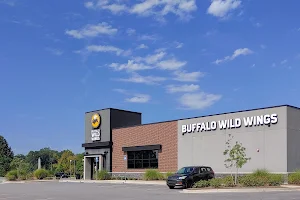 Buffalo Wild Wings image