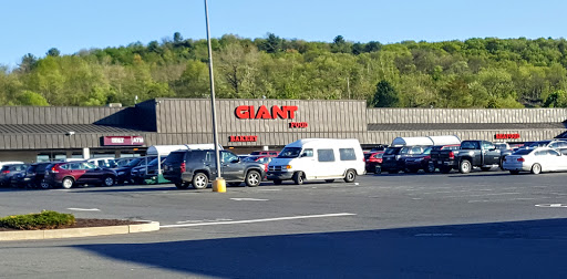 Grocery Store «Giant Food Stores», reviews and photos, 1241 Blakeslee Blvd Dr E, Lehighton, PA 18235, USA