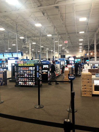 Electronics Store «Best Buy», reviews and photos, 550 Grossman Dr, Braintree, MA 02184, USA