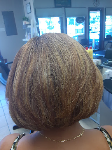 Beauty Salon «Domingas Hair Salon», reviews and photos, 690 Warren Ave, Brockton, MA 02301, USA