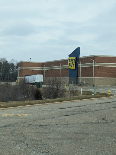 Electronics Store «Best Buy», reviews and photos, 12765 Harper Village Dr #160, Battle Creek, MI 49014, USA