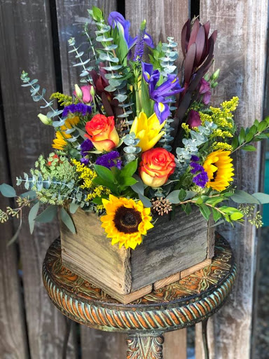 Florist «Classic Florist & Home Decor LLC», reviews and photos, 913 Hillcrest Pkwy, Dublin, GA 31021, USA