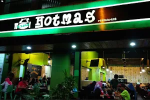 Hotmas Restaurant image