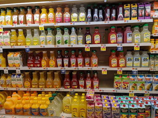 Grocery Store «Super Stop & Shop», reviews and photos, 4 Union Ave, Haskell, NJ 07420, USA