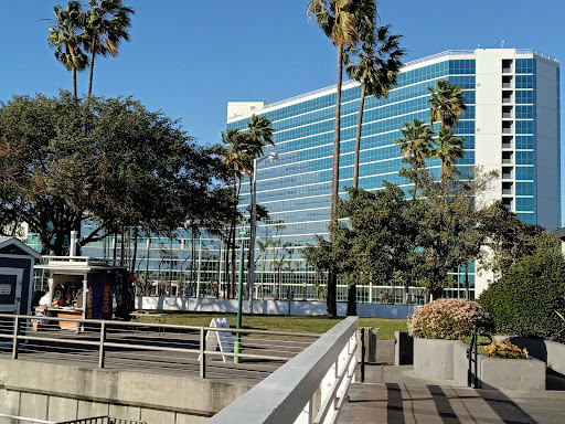 Shopping Mall «Shoreline Village», reviews and photos, 401-435 Shoreline Village Drive, Long Beach, CA 90802, USA