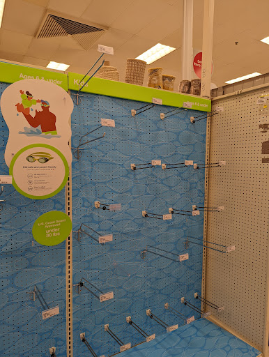 Department Store «Target», reviews and photos, 21500 NE Halsey St, Fairview, OR 97024, USA