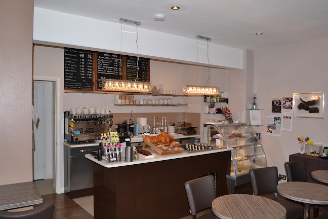Reviews of DeRosier Chocolate & Coffee Shop in London - Coffee shop