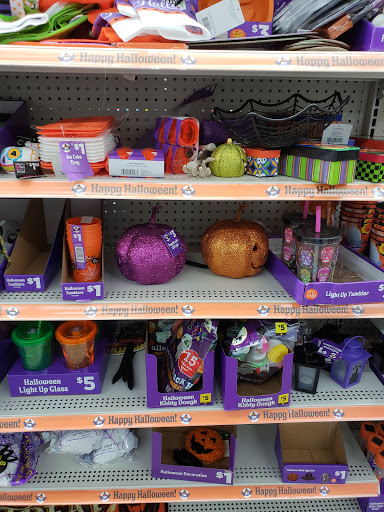 Home Goods Store «Dollar General», reviews and photos, 600 N Highland St, Williamsburg, IA 52361, USA