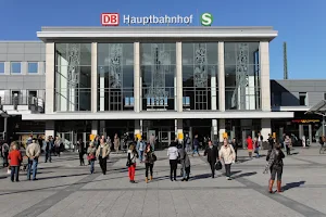 Einkaufsbahnhof Dortmund Hbf image
