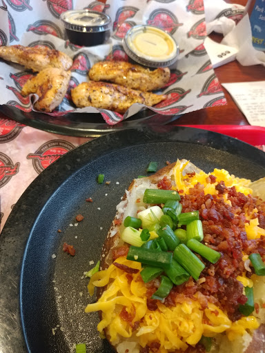 Barbecue Restaurant «Full Moon Bar-B-Que», reviews and photos, 1434 McFarland Blvd E, Tuscaloosa, AL 35404, USA