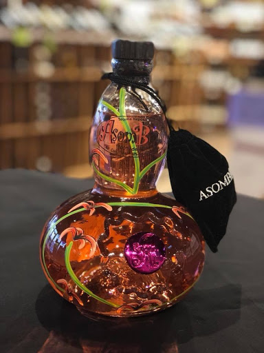 Wine Store «Otter Creek Wine & Spirits», reviews and photos, 250 S Randall Rd, Elgin, IL 60123, USA