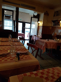 Atmosphère du Restaurant français D'Chez Eux à Paris - n°6