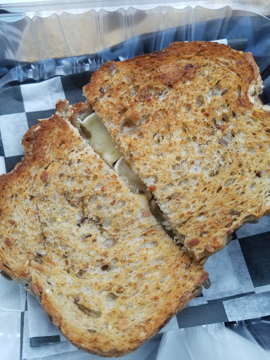 Bar & Grill «Vino9MARKET», reviews and photos, 40602 Charles Town Pike, Paeonian Springs, VA 20129, USA