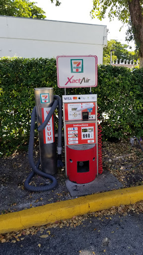 Convenience Store «7-Eleven», reviews and photos, 747 Hallandale Beach Blvd, Hallandale Beach, FL 33009, USA