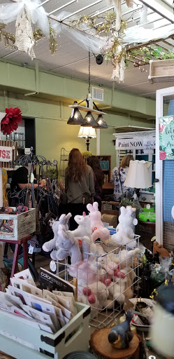 Antique Store «Country Porch», reviews and photos, 13862 Walsingham Rd, Largo, FL 33774, USA