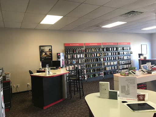 Cell Phone Store «Verizon Wireless / Wireless World», reviews and photos, 839 E Cherry St, Vermillion, SD 57069, USA